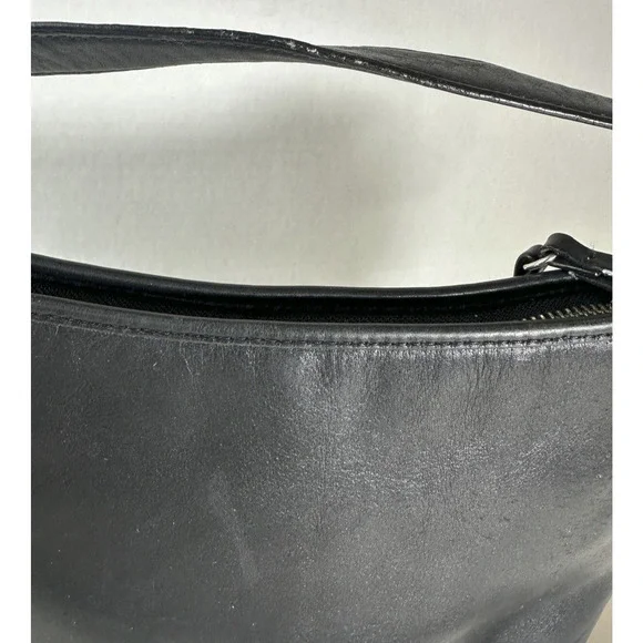 *Flawed* Coach Legacy Leather Double Gusset Crossbody Bag Black Leather 26601 - Picture 5 of 16